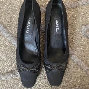 Vaneli Dune Made in Italy Black Pumps 6